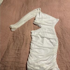 Elegant White Ruched Body-con Dress